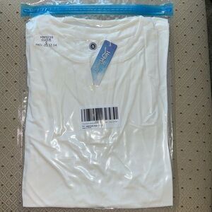 🫶🏼NWT Hey Moments cream women’s 3/4 flair sleeve blouse